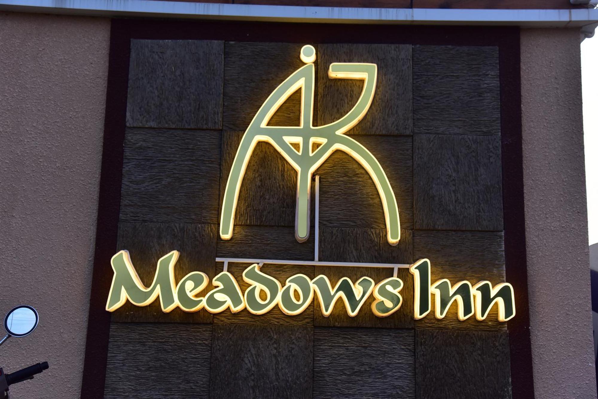 Meadows Inn マイソール エクステリア 写真